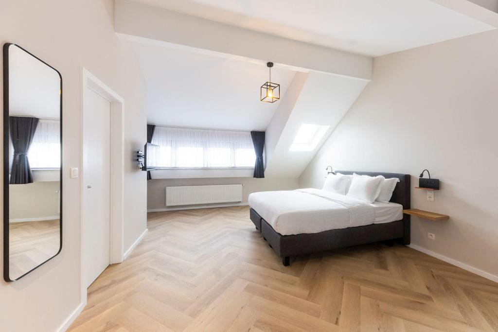 Midi Stay Brussel Bagian luar foto